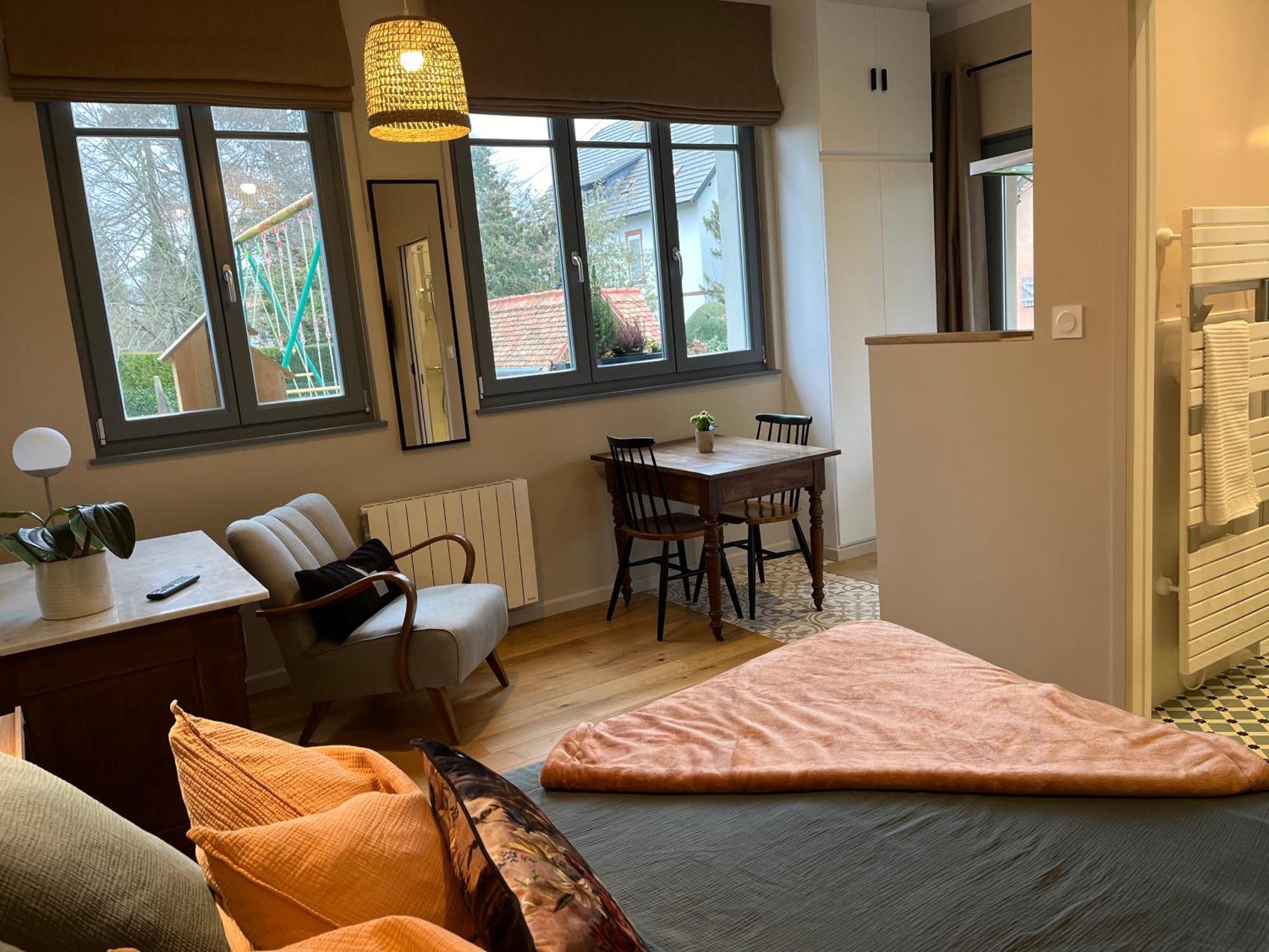 Studio De Charme Avec Terrasse Privee, Jardin Partage Bouxwiller  Exterior foto